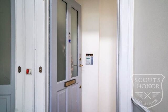 apartment boheme blue kitchen park view Østerbro location denmark scoutshonor 58