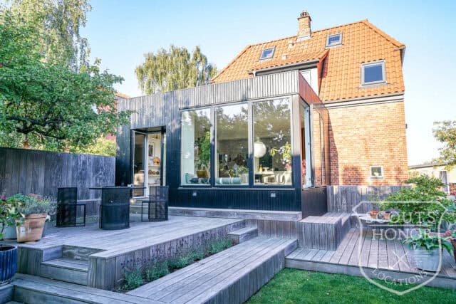 røde mursten hyggelig have lysindfald amager villa location denmark scoutshonor 17