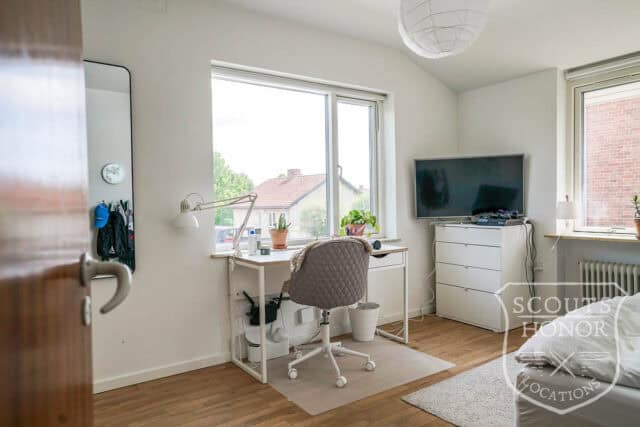 parcelhus retro original teenageværelse location denmark scoutshonor 37