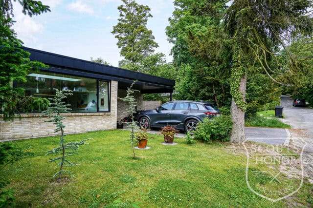 parcelhus snedkerkøkken badeværelse med udsigt stilfuld location denmark scoutshonor 12