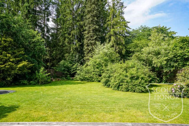 parcelhus snedkerkøkken badeværelse med udsigt stilfuld location denmark scoutshonor 18