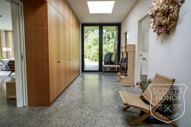 parcelhus snedkerkøkken badeværelse med udsigt stilfuld location denmark scoutshonor 73