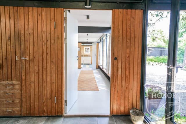 villa charlottenlund arkitekttegnet 50'erne træ location denmark scoutshonor 44