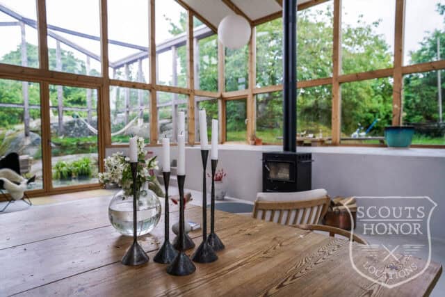 modern arkitektur trähus utsikt över naturen göteborg glas location sweden scoutshonor 46