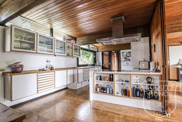 villa originale detaljer arkitekttegnet træbeklædning retro location denmark scoutshonor 37