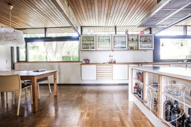 villa originale detaljer arkitekttegnet træbeklædning retro location denmark scoutshonor 39