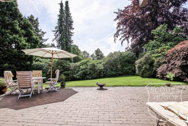 villa originale detaljer arkitekttegnet træbeklædning retro location denmark scoutshonor 43