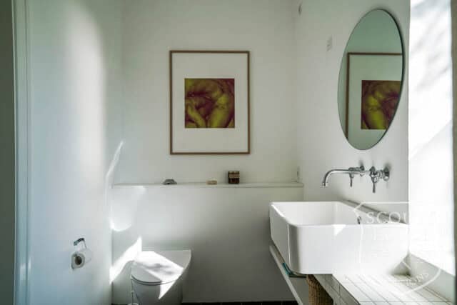 aarhus design villa hvidt køkken hjemmekontor location denmark scoutshonor 51