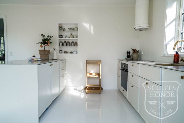 aarhus design villa hvidt køkken hjemmekontor location denmark scoutshonor 69