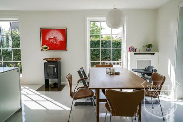 aarhus design villa hvidt køkken hjemmekontor location denmark scoutshonor 71