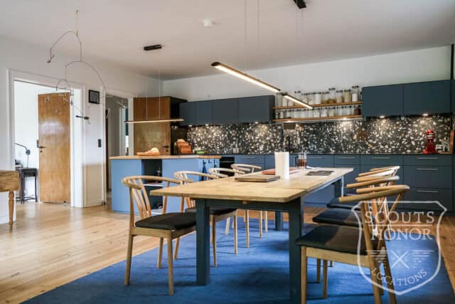 murermestervilla vinmark retro Østerbro blåt køkken location denmark scoutshonor 60
