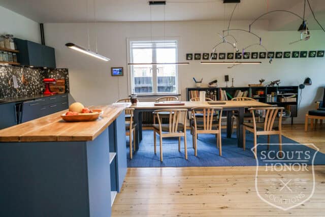 murermestervilla vinmark retro Østerbro blåt køkken location denmark scoutshonor 70