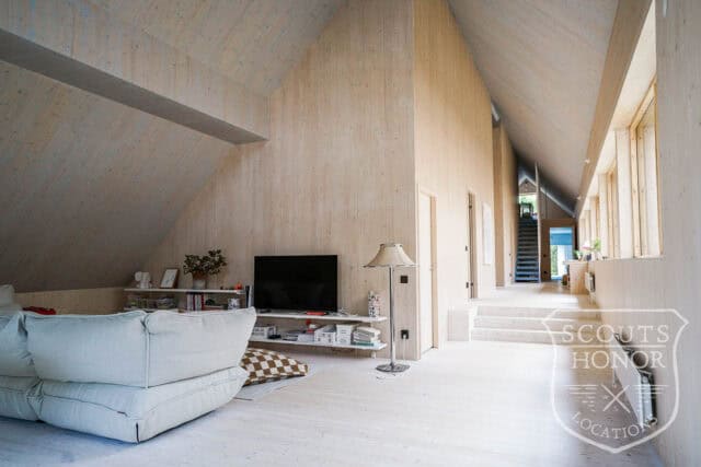 villa modern arkitektur skåne träbeklädnad grönt kök location sweden scoutshonor 059