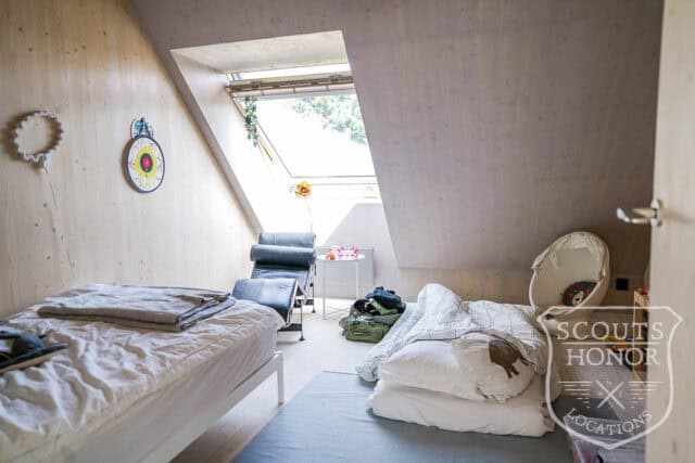 villa modern arkitektur skåne träbeklädnad grönt kök location sweden scoutshonor 065