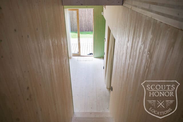 villa modern arkitektur skåne träbeklädnad grönt kök location sweden scoutshonor 070