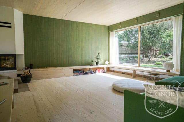 villa modern arkitektur skåne träbeklädnad grönt kök location sweden scoutshonor 082