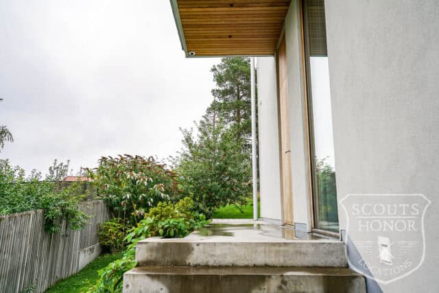 stockholm modern arkitektur klippor utomhuspool villa location sweden scoutshonor 014