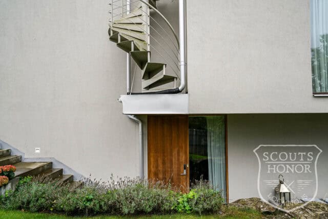 stockholm modern arkitektur klippor utomhuspool villa location sweden scoutshonor 016