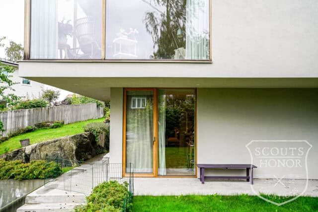 stockholm modern arkitektur klippor utomhuspool villa location sweden scoutshonor 018