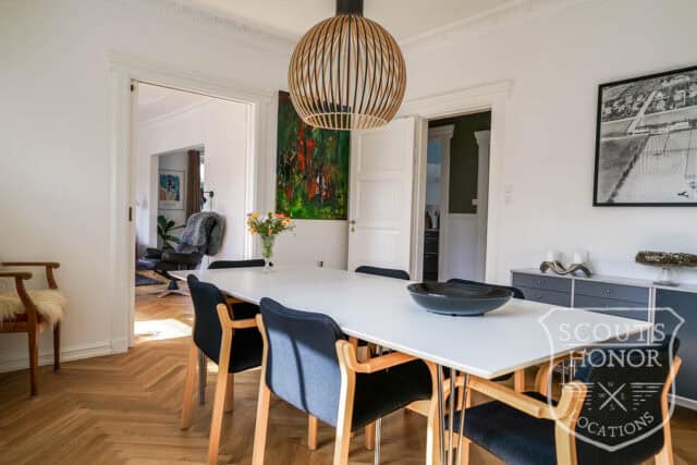 murermestervilla aarhus hønsehus sildebensparket hyggelig have location denmark scoutshonor 81