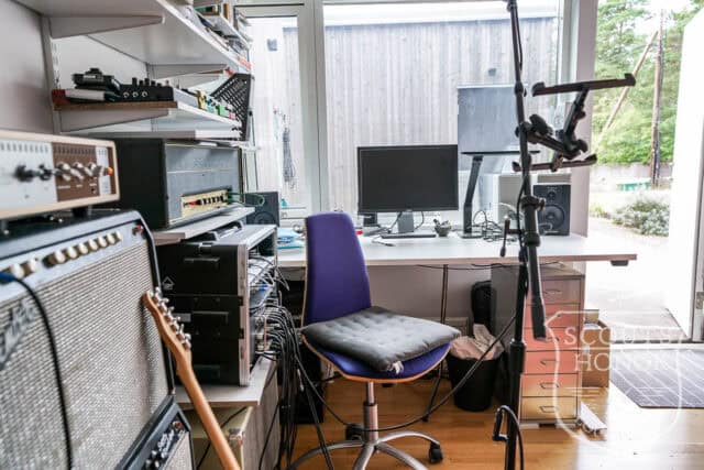 musikstudio utomhuslounge naturtomt villa stockholm location sweden scoutshonor 38