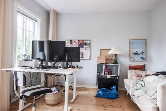 rødt hus stråtækt mødelokale i skoven nordsjælland location denmark scoutshonor 40