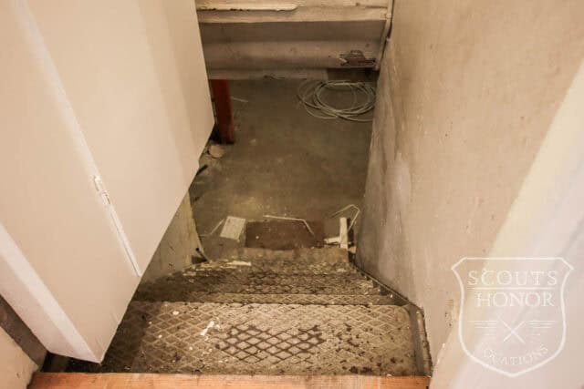 rødt hus stråtækt mødelokale i skoven nordsjælland location denmark scoutshonor 49