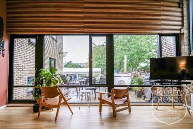 outdoor jacuzzi townhouse retro aarhus villa location denmark scoutshonor 20