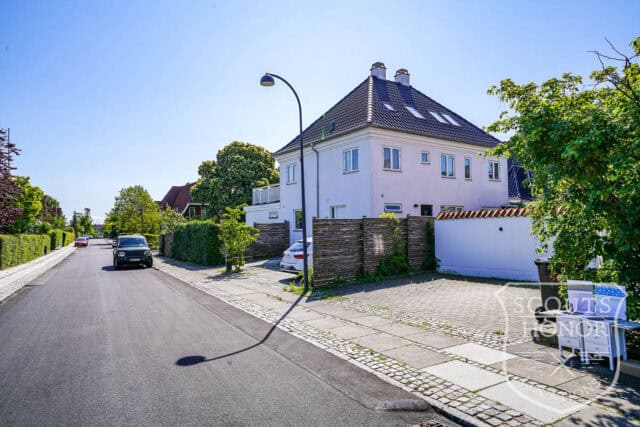 patriciervilla hellerup stilfuld villavej sildebensparket location denmark scoutshonor 12