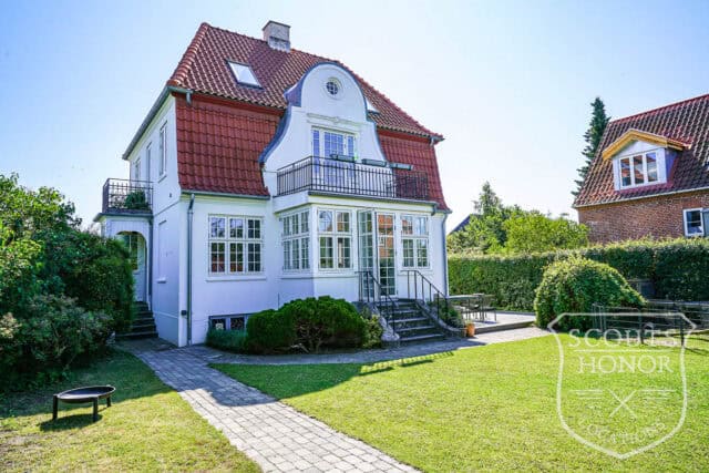 patriciervilla hellerup stilfuld villavej sildebensparket location denmark scoutshonor 24