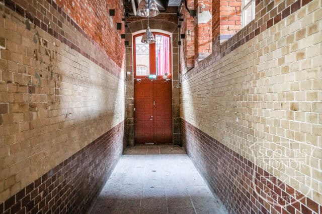 plats industriell foajé lagerhall malmlö location sweden scoutshonor 03