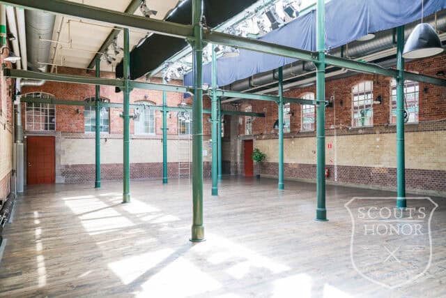 plats industriell foajé lagerhall malmlö location sweden scoutshonor 08