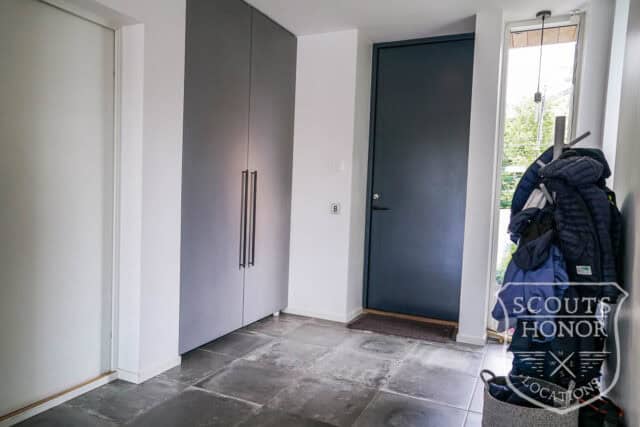 villa naturtomt modern arkitektur utsikt över sjö klippor location denmark scoutshonor 71