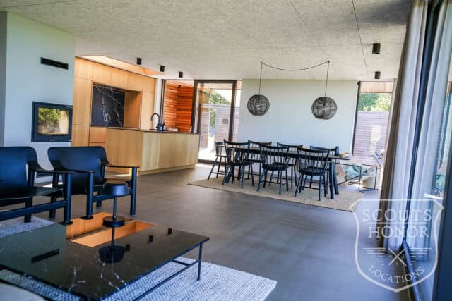 sommerhus moderne havudsigt træbeklædning sjælland location denmark scoutshonor 59