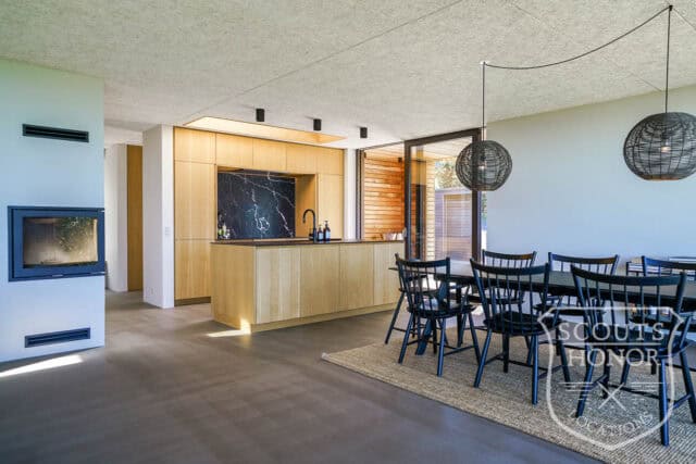 sommerhus moderne havudsigt træbeklædning sjælland location denmark scoutshonor 64
