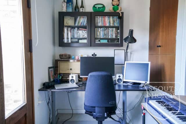 townhouse retro original details teenage room copenhagen area location denmark scoutshonor 29