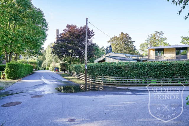 villa stockholm area grönt kök 60 tal färger pojkrum location sweden scoutshonor 01