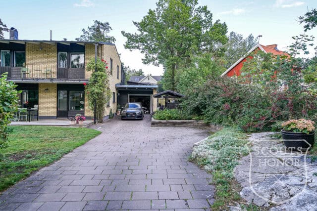 villa stockholm area grönt kök 60 tal färger pojkrum location sweden scoutshonor 12