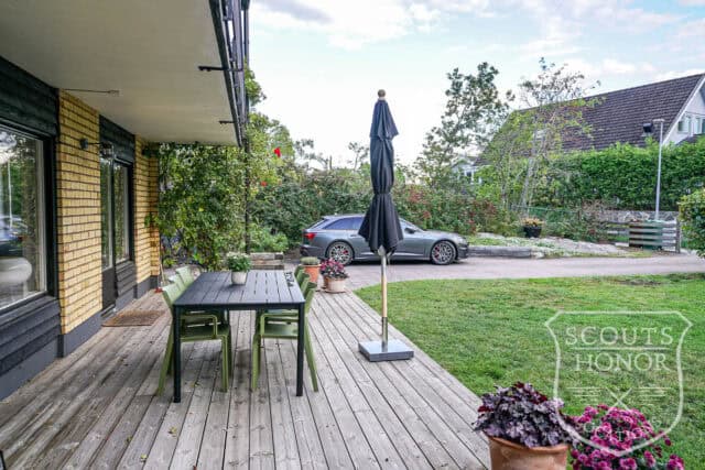 villa stockholm area grönt kök 60 tal färger pojkrum location sweden scoutshonor 14