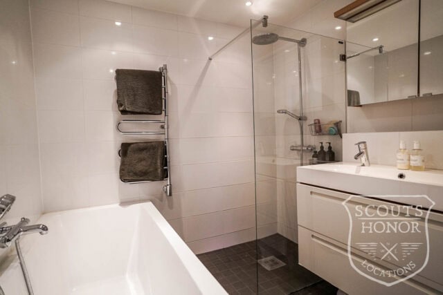 villa stockholm area grönt kök 60 tal färger pojkrum location sweden scoutshonor 24