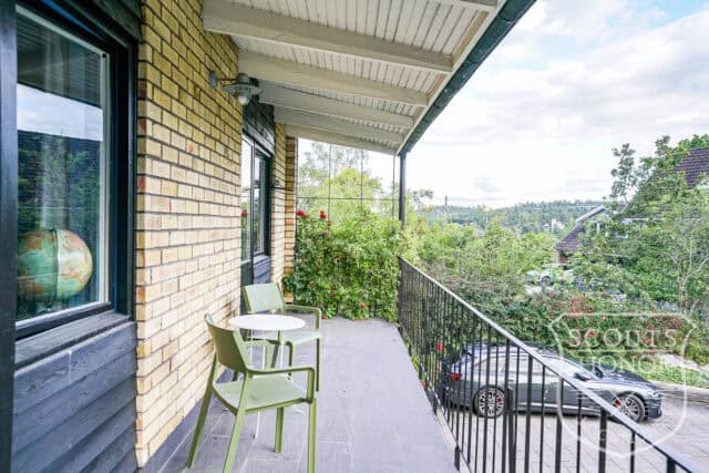 villa stockholm area grönt kök 60 tal färger pojkrum location sweden scoutshonor 31