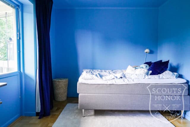 villa stockholm area grönt kök 60 tal färger pojkrum location sweden scoutshonor 33