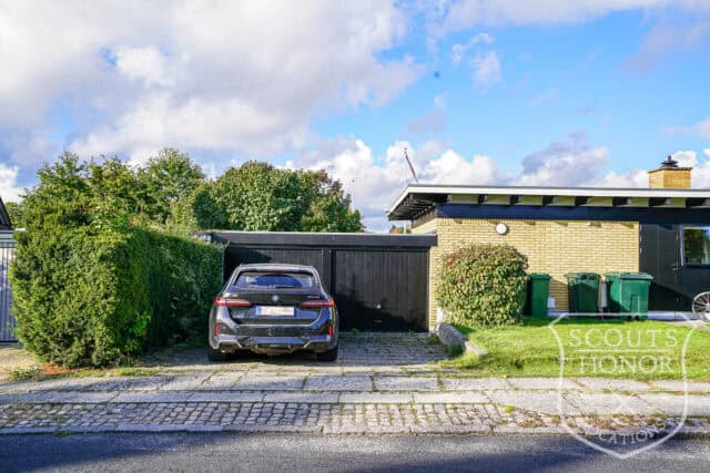 parcelhus lyngby gule mursten stilfuld location denmark scoutshonor 03