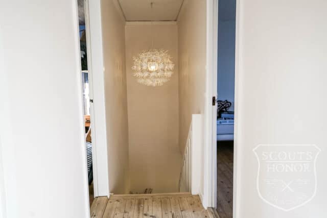 rækkehus gule mursten retro kælder københavn location denmark scoutshonor 18