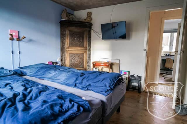 rækkehus gule mursten retro kælder københavn location denmark scoutshonor 25