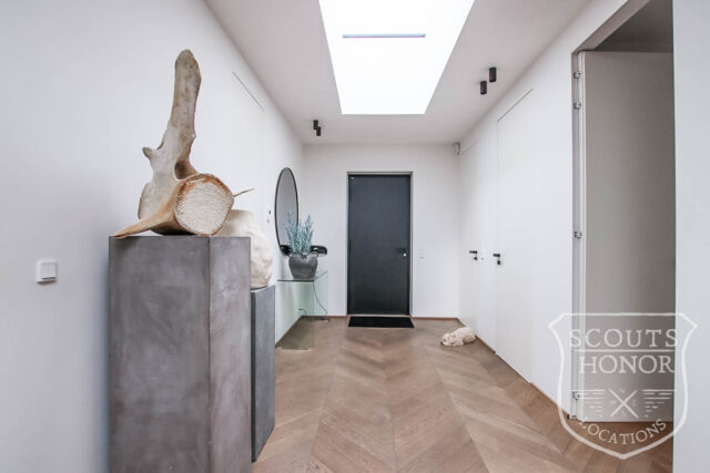 moderne villa skulpturer design hellerup kunst location denmark scoutshonor 40
