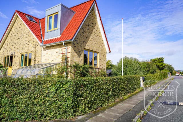murstensvilla aarhus retro 70'er location denmark scoutshonor 01