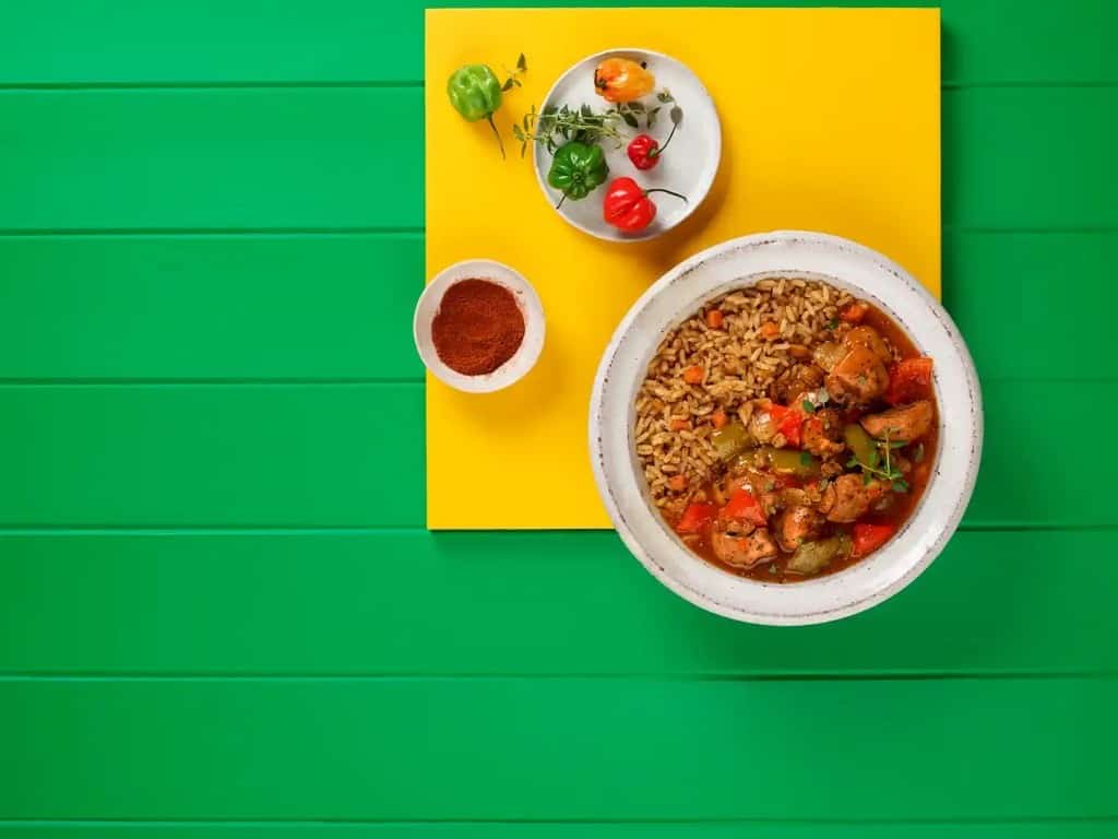 Brown stew chicken