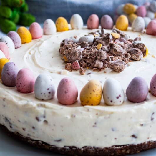 no bake easter cheesecake with mini eggs