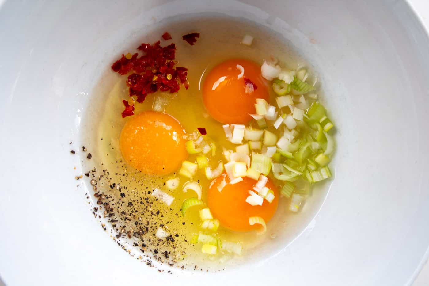 ingredients for scrambled chilli eggs